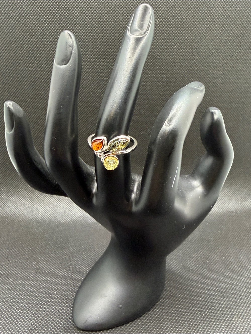 Sterling Silver Baltic Yellow and Green Amber Ring 7